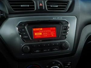 Седан Kia Rio 2014 года, 977077 рублей, Москва