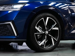 Лифтбек Skoda Octavia 2023 года, 2724000 рублей, Тюмень