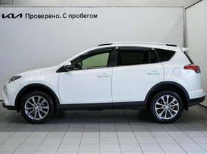 Внедорожник Toyota RAV4 2016 года, 2350000 рублей, Красноярск