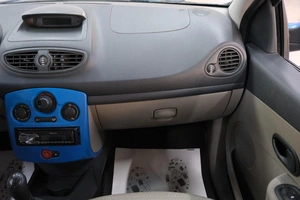 Хетчбэк Renault Clio 2006 года, 479000 рублей, Омск