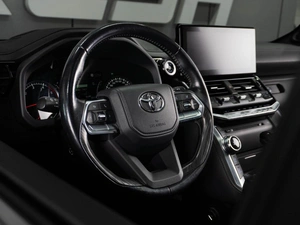 Внедорожник Toyota Land Cruiser 2021 года, 10500000 рублей, Тюмень