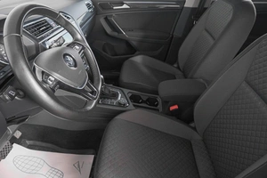 Внедорожник Volkswagen Tiguan 2018 года, 2459000 рублей, Кемерово