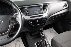 Седан Hyundai Solaris 2018 года, 1319000 рублей, Оренбург