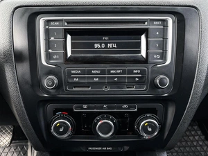 Седан Volkswagen Jetta 2011 года, 859000 рублей, Ставрополь