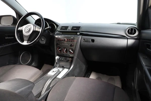 Хетчбэк Mazda 3 2007 года, 769000 рублей, Новосибирск