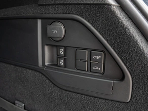 Внедорожник Volkswagen Touareg 2012 года, 1970000 рублей, Краснодар
