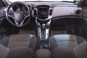 Седан Chevrolet Cruze 2010 года, 969000 рублей, Томск