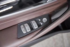 Седан BMW 5 серия 2022 года, 5600000 рублей, Красноярск