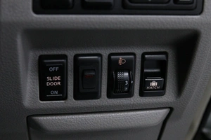 Минивэн Nissan Presage 2003 года, 678000 рублей, Солонцы