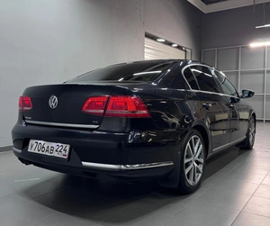 Седан Volkswagen Passat 2013 года, 1197000 рублей, Красноярск
