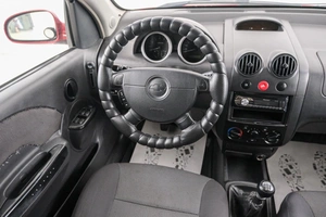 Седан Chevrolet Aveo 2005 года, 289000 рублей, Красноярск