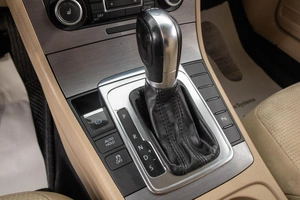Седан Volkswagen Passat 2011 года, 839000 рублей, Барнаул