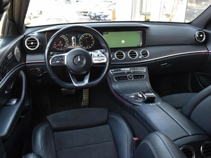 Седан Mercedes-benz E-класс 2019 года, 3300000 рублей, Краснодар