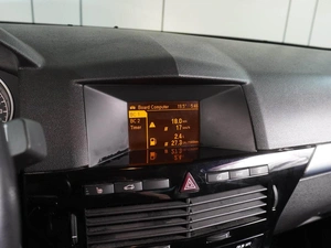 Седан Opel Astra 2011 года, 589000 рублей, Воронеж