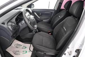 Хетчбэк Renault Sandero 2017 года, 1199000 рублей, Красноярск