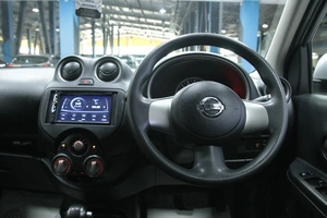 Хетчбэк Nissan March 2011 года, 653000 рублей, Солонцы