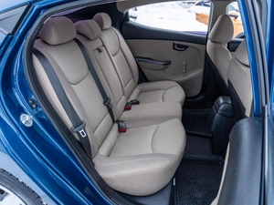 Седан Hyundai Elantra 2014 года, 1229000 рублей, Саратов