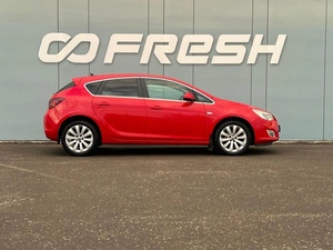 Хетчбэк Opel Astra 2011 года, 649000 рублей, Ижевск