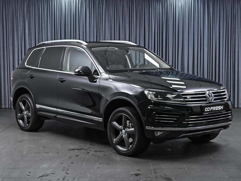 Внедорожник Volkswagen Touareg 2016 года, 2759000 рублей, Ставрополь