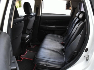 Внедорожник Mitsubishi Outlander 2014 года, 1550000 рублей, Краснодар