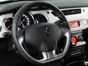 Хетчбэк Citroen DS 3 2014 года, 997077 рублей, Москва