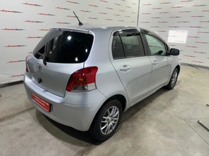 Хетчбэк Toyota Vitz 2009 года, 595000 рублей, Красноярск