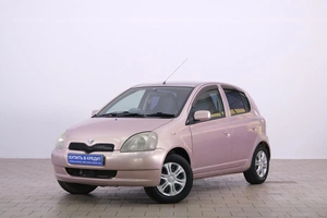 Хетчбэк Toyota Vitz 2001 года, 339000 рублей, Омск