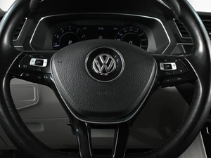 Внедорожник Volkswagen Tiguan 2017 года, 1990000 рублей, Аксай