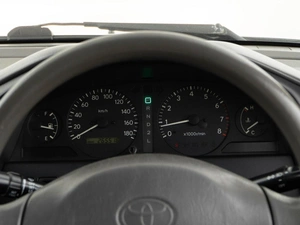 Седан Toyota Carina 2000 года, 699077 рублей, Москва