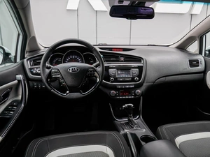 Хетчбэк Kia Ceed 2015 года, 1170000 рублей, Краснодар