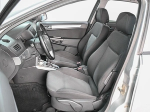 Хетчбэк Opel Astra 2014 года, 769000 рублей, Аксай