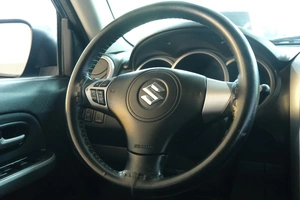Внедорожник Suzuki Grand Vitara 2012 года, 1239000 рублей, Омск