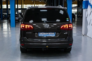 Минивэн Volkswagen Sharan 2015 года, 1398000 рублей, Солонцы