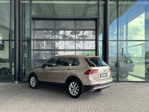 Внедорожник Volkswagen Tiguan 2017 года, 2280000 рублей, Уфа