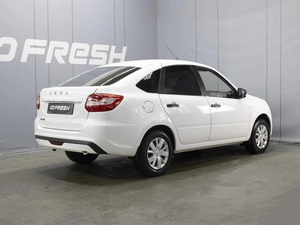 Лифтбек ВАЗ (LADA) Granta 2021 года, 730000 рублей, Омск