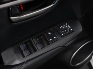 Внедорожник Lexus NX 2016 года, 3049046 рублей, Москва