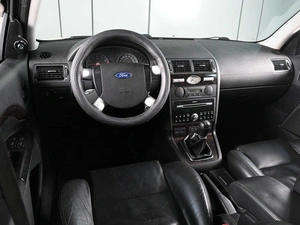 Седан Ford Mondeo 2004 года, 490000 рублей, Аксай