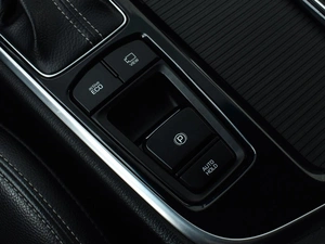 Седан Hyundai Sonata 2018 года, 1820000 рублей, Краснодар