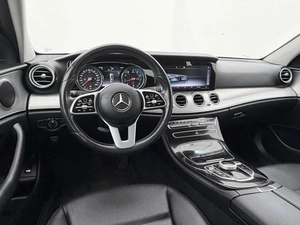 Седан Mercedes-benz E-класс 2019 года, 2799999 рублей, Орёл
