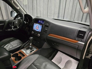 Внедорожник Mitsubishi Pajero 2006 года, 1495000 рублей, Красноярск