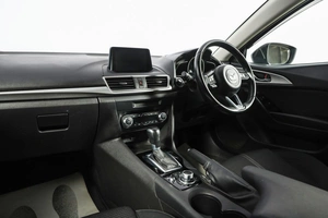 Хетчбэк Mazda Axela 2018 года, 1449000 рублей, Новосибирск