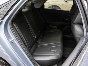 Седан Hyundai Elantra 2023 года, 2299000 рублей, Краснодар