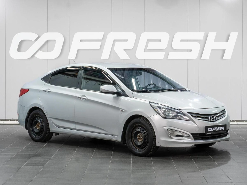 Седан Hyundai Solaris 2016 года, 799000 рублей, Сургут
