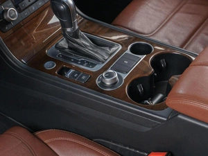 Внедорожник Volkswagen Touareg 2015 года, 3249000 рублей, Сургут