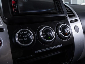 Внедорожник Mitsubishi Pajero Sport 2012 года, 1679000 рублей, Волгоград