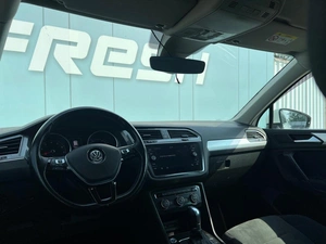 Внедорожник Volkswagen Tiguan 2018 года, 2699000 рублей, Ижевск