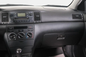 Хетчбэк Toyota Corolla 2005 года, 549000 рублей, Кемерово