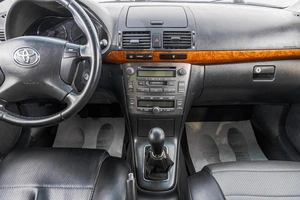 Седан Toyota Avensis 2007 года, 619000 рублей, Барнаул