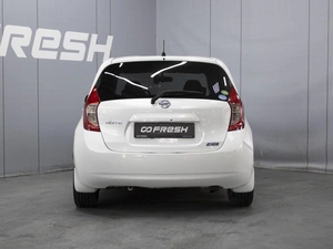Хетчбэк Nissan Note 2013 года, 760000 рублей, Омск