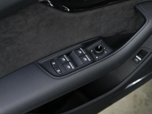 Внедорожник Audi Q8 2019 года, 7877077 рублей, Москва